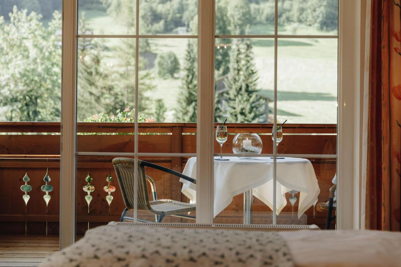 Hotel Hirschen Silbertal Exterior photo